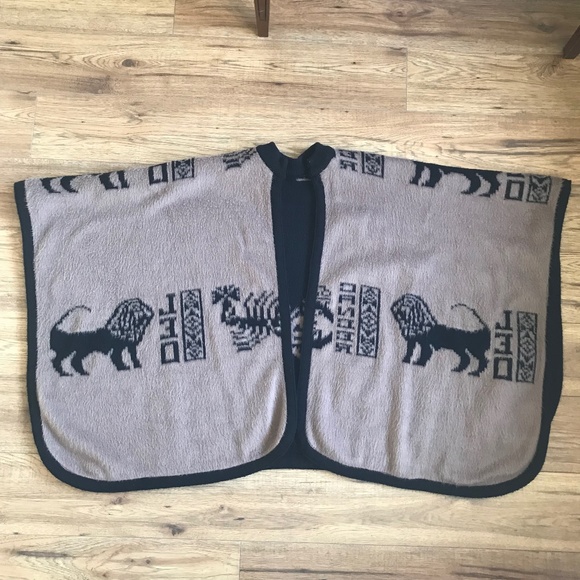 Astrological Cancer / Leo Cape - Picture 6 of 8